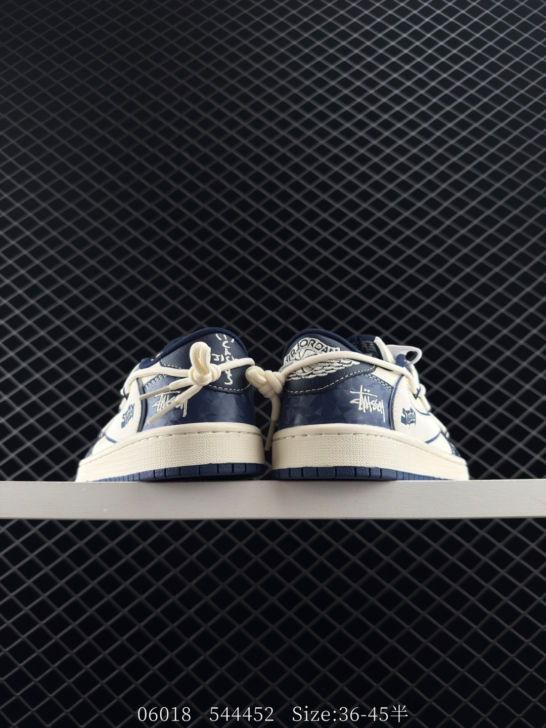 Nike Air Jordan 1 x Travis Scott AJ1